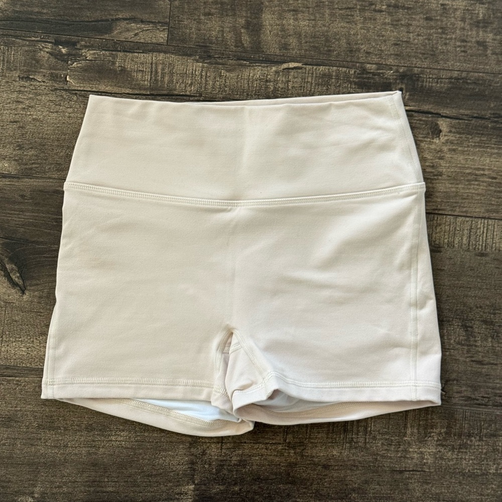 Fleo Women's Ascend 3.25” Short